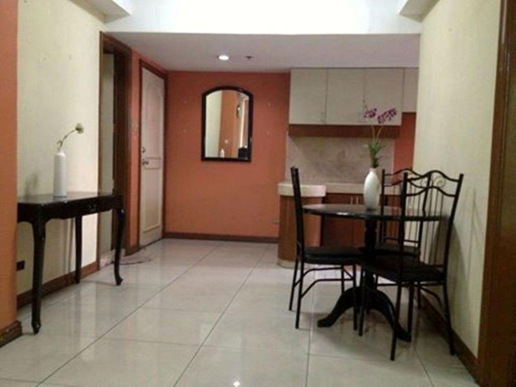Mpt Suites Makati City Ruang foto