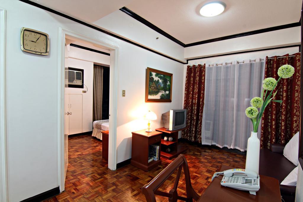 Mpt Suites Makati City Bagian luar foto
