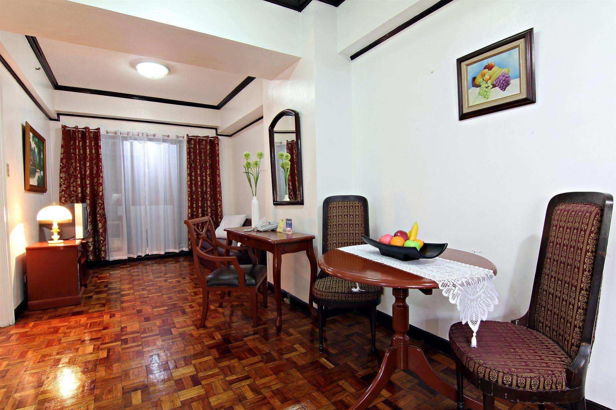 Mpt Suites Makati City Bagian luar foto
